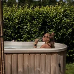 Luxe Tinyhouse Voor 2 Personen Met Hottub