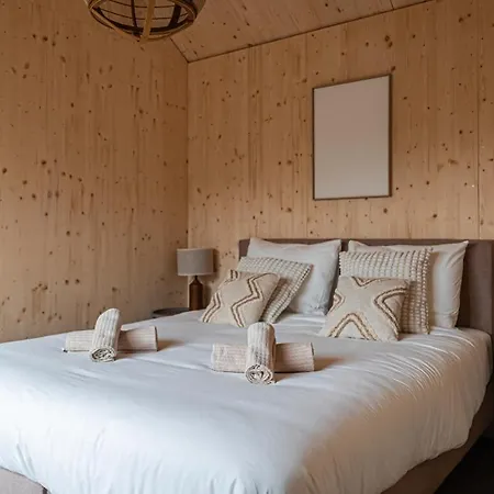 Holiday home Luxe Tinyhouse Voor 2 Personen Met Hottub *